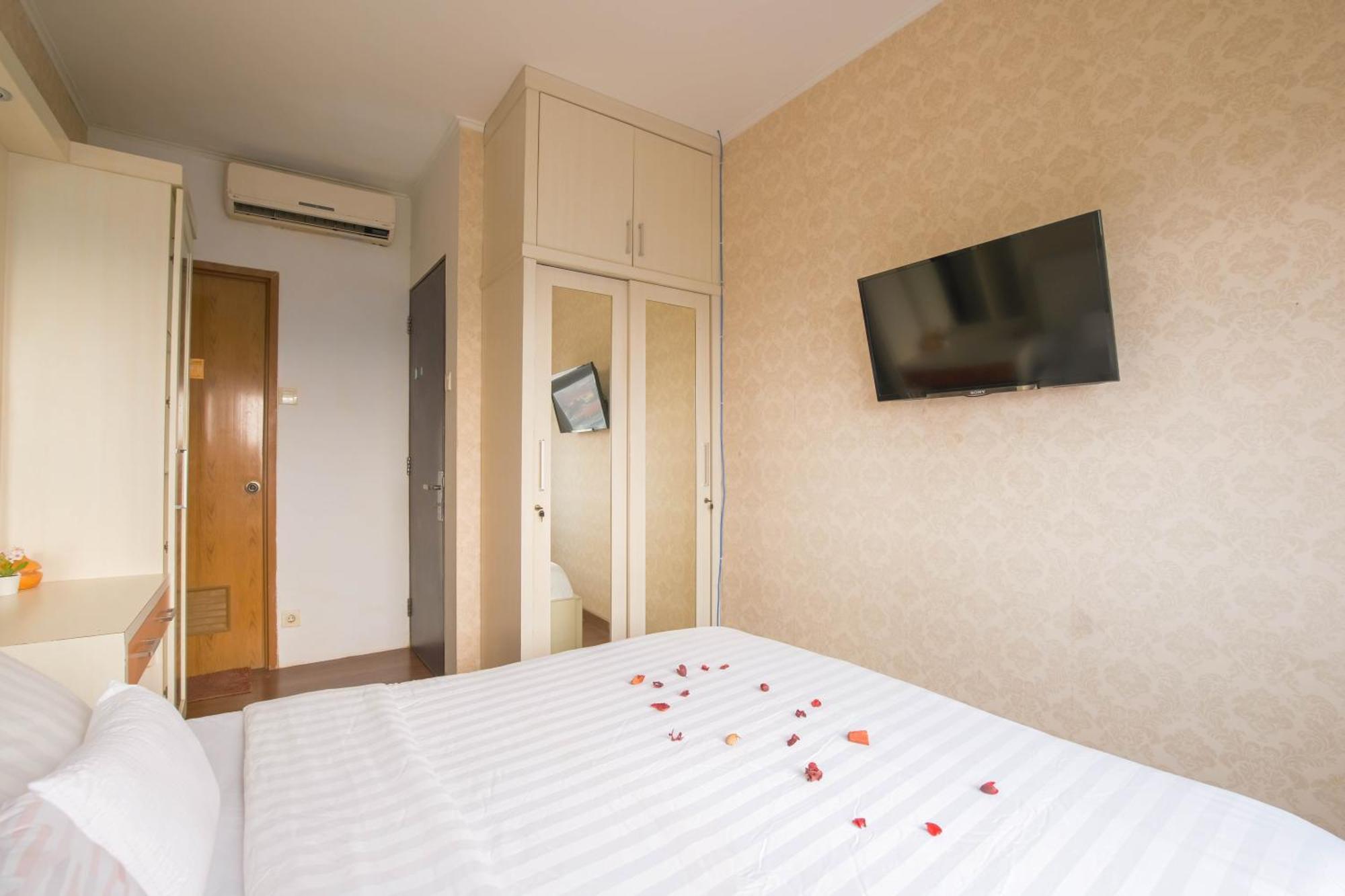 Apartemen Casablanca Mansion Giacarta Esterno foto