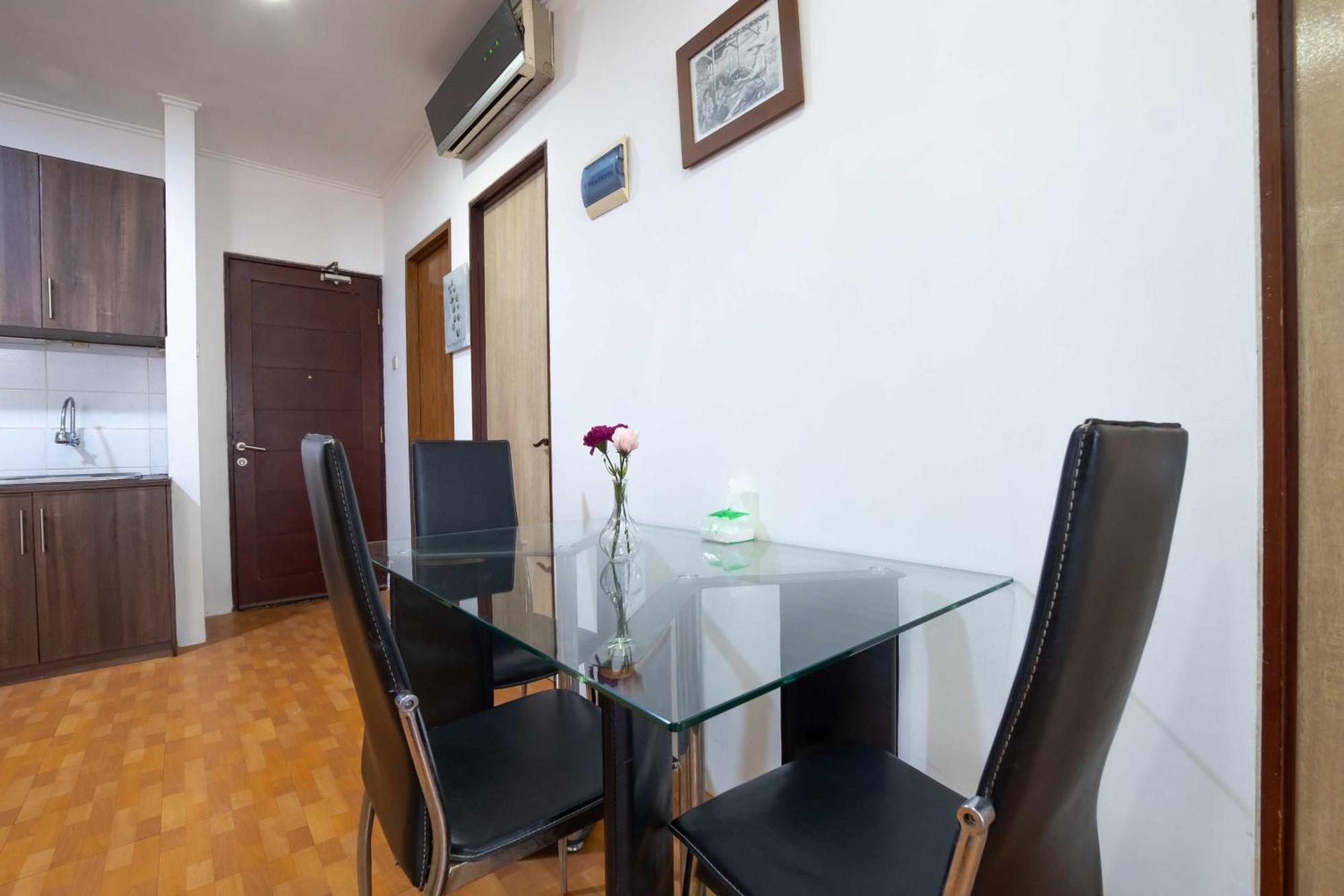 Apartemen Casablanca Mansion Giacarta Esterno foto